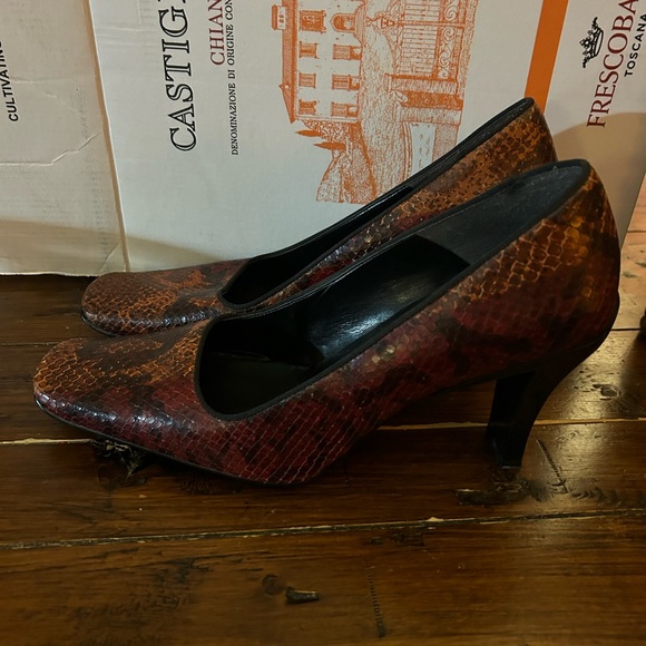 Enzo Angiolini 2” heels 👠 - Picture 2 of 7